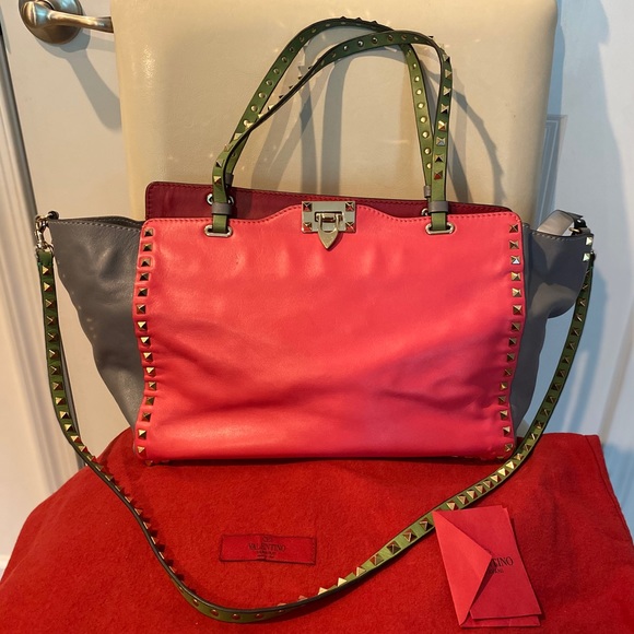 🎈Sold xtra pics valentino Colorblock Rockstud - Picture 2 of 16